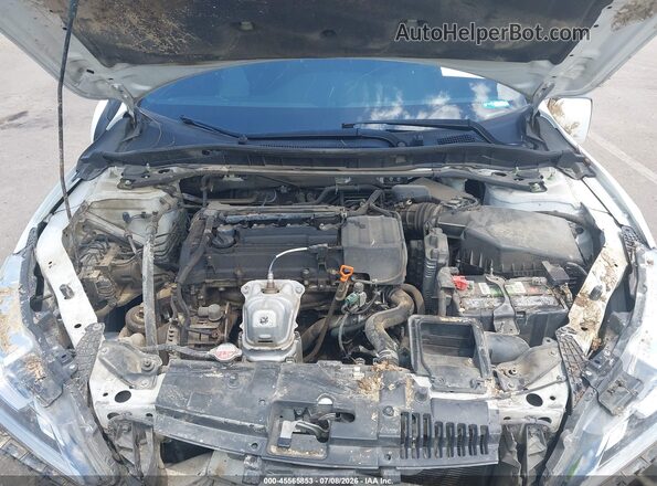 1HGCR2F57HA088943 2017 HONDA ACCORD White Հետևի տեսք
