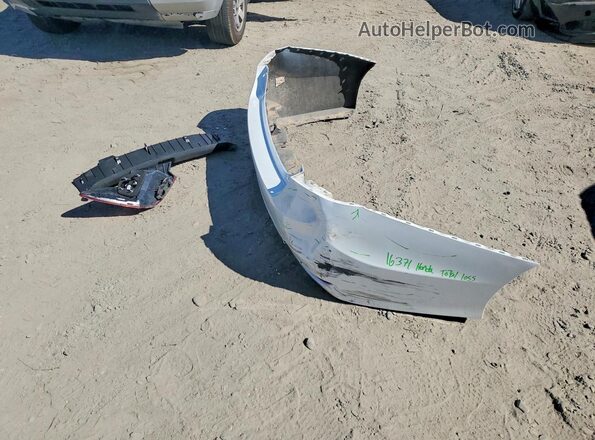 1HGCR2F57HA193210 2017 HONDA ACCORD White Vista del compartimento del motor
