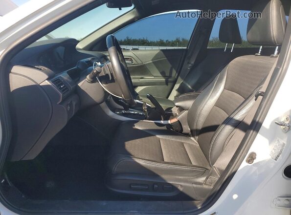 1HGCR2F57HA308484 2017 HONDA ACCORD White წინა სალონის ხედი