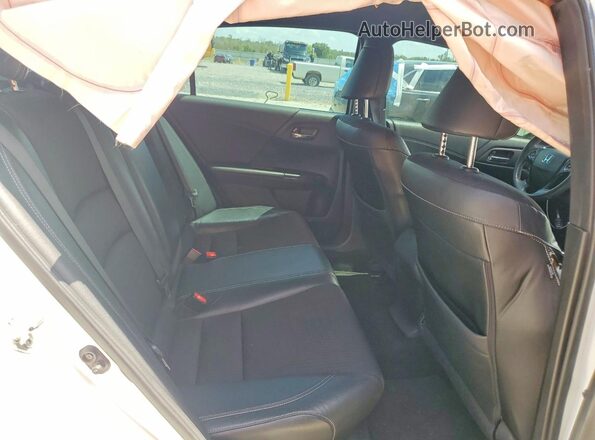 1HGCR2F58GA015918 2016 HONDA ACCORD White Widok tylnych siedzeń