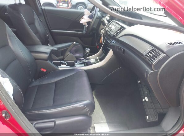 1HGCR2F58HA021929 2017 HONDA ACCORD Red Vista interior delantera