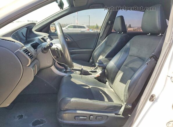 1HGCR2F58HA244097 2017 HONDA ACCORD White წინა სალონის ხედი