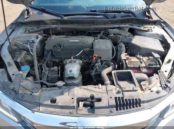 1HGCR2F58HA256170 2017 HONDA ACCORD Silver Widok z tyłu