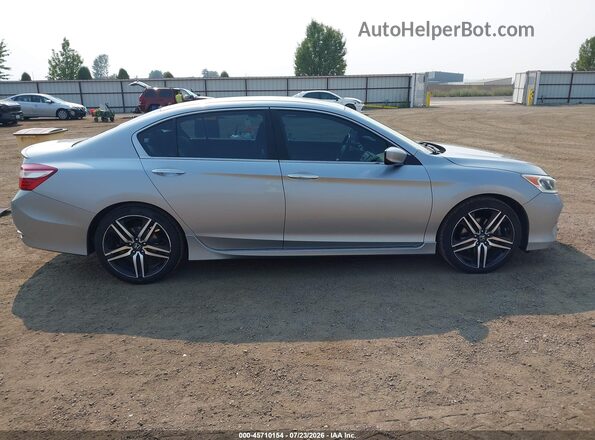 1HGCR2F58HA256170 2017 HONDA ACCORD Silver Widok wnętrza 360 stopni
