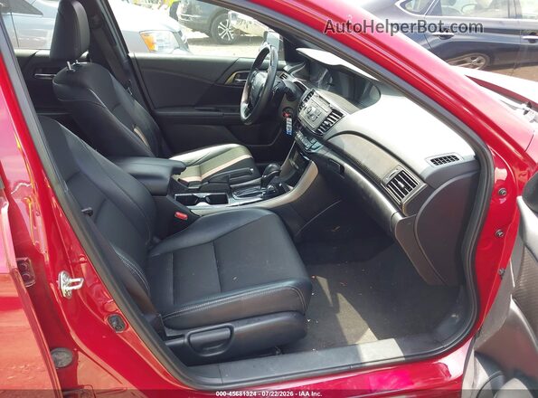 1HGCR2F5XHA048842 2017 HONDA ACCORD Red Вид салону спереду