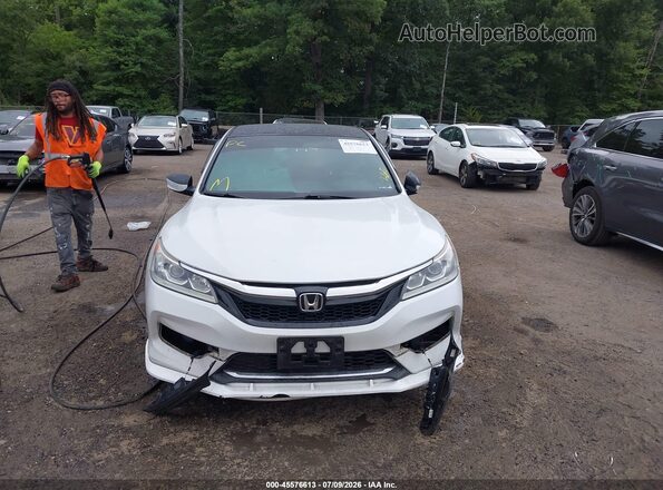 1HGCR2F5XHA126228 2017 HONDA ACCORD White Vista del cuadro de instrumentos