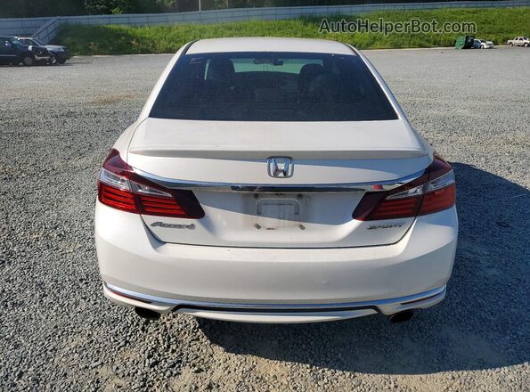 1HGCR2F5XHA274699 2017 HONDA ACCORD White Widok z tyłu