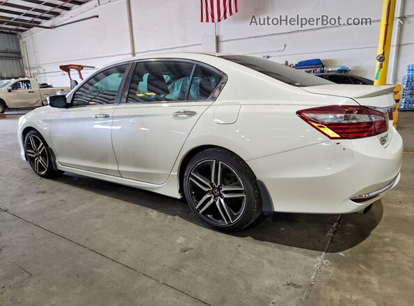 1HGCR2F67HA183351 2017 HONDA ACCORD Белый Задняя левая четверть
