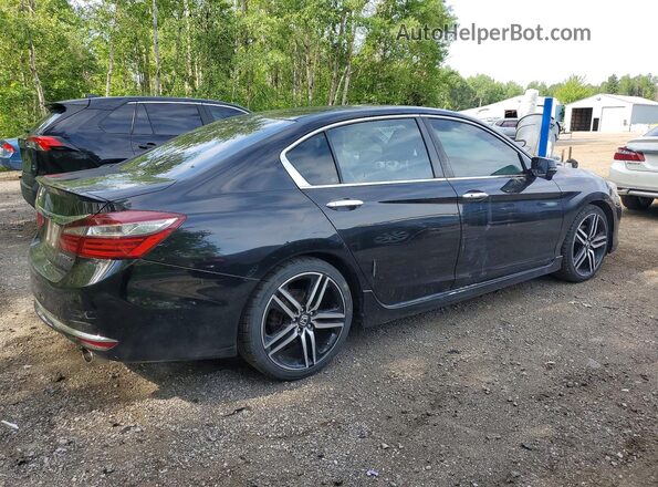 1HGCR2F68HA804256 2017 HONDA ACCORD Black Rear right