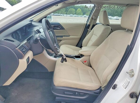 1HGCR2F73HA089704 2017 HONDA ACCORD White Вид салону спереду