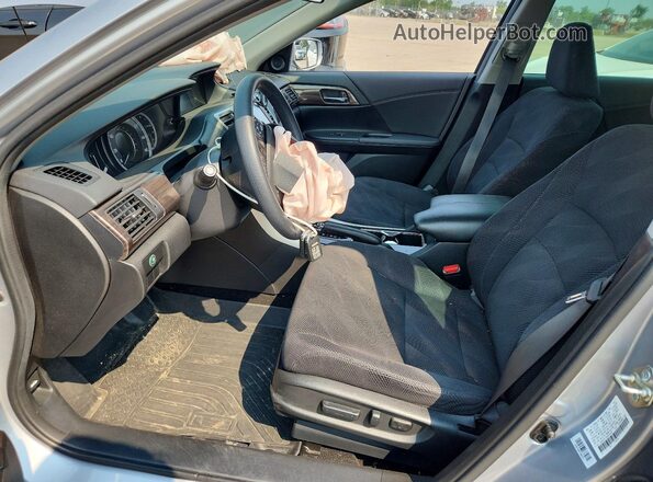 1HGCR2F73HA246826 2017 HONDA ACCORD Silver Vista interior delantera