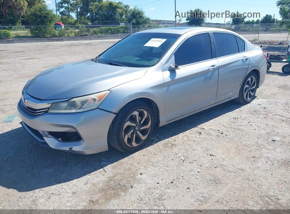 1HGCR2F76GA010881 2016 HONDA ACCORD Серебряный Передняя левая четверть