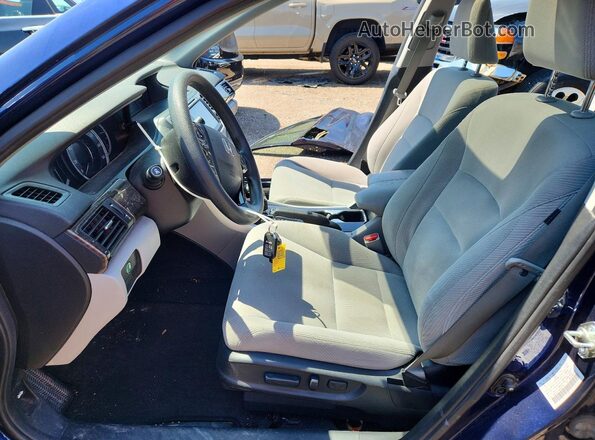 1HGCR2F76HA062304 2017 HONDA ACCORD Blue Vista interior delantera