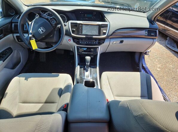 1HGCR2F76HA062304 2017 HONDA ACCORD Blue Vista del salpicadero
