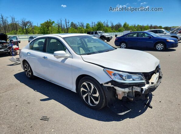 1HGCR2F78GA058107 2016 HONDA ACCORD White Przód prawy