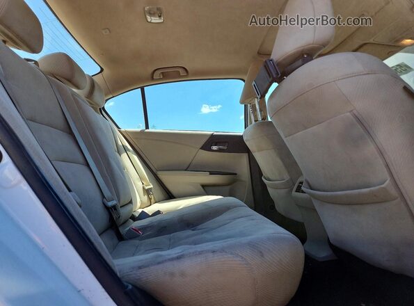 1HGCR2F78GA058107 2016 HONDA ACCORD White Widok tylnych siedzeń