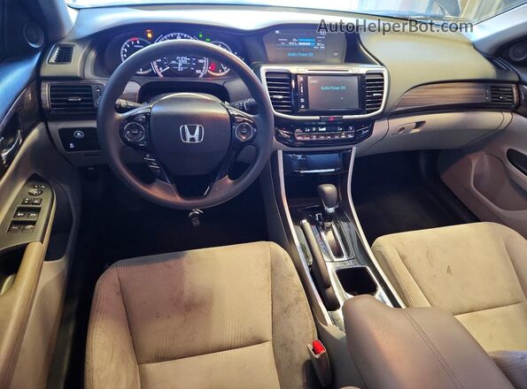 1HGCR2F78HA217385 2017 HONDA ACCORD Blue Vista del salpicadero