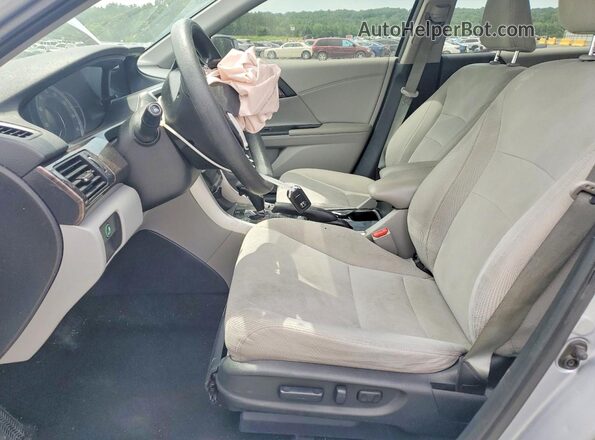 1HGCR2F7XHA032044 2017 HONDA ACCORD Silver Front interior view