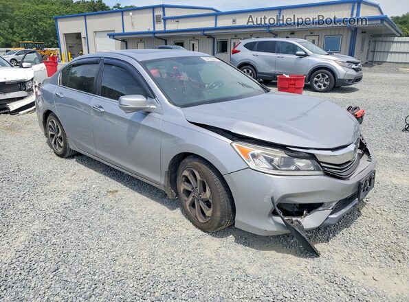 1HGCR2F7XHA032044 2017 HONDA ACCORD Silver Front right