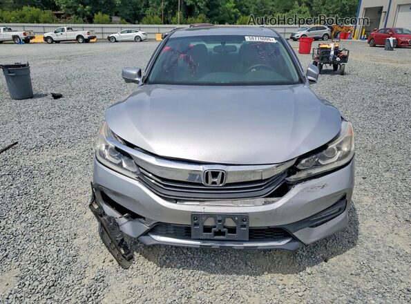 1HGCR2F7XHA032044 2017 HONDA ACCORD Silver Front view