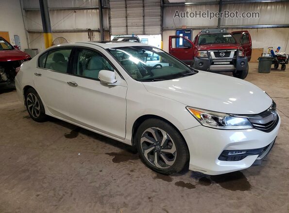 1HGCR2F7XHA296140 2017 HONDA ACCORD White Front right