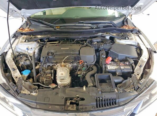 1HGCR2F7XHA296140 2017 HONDA ACCORD White Rear interior view