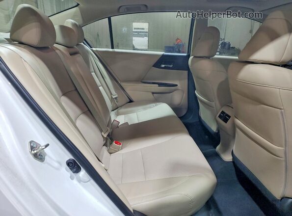 1HGCR2F80GA245253 2016 HONDA ACCORD White უკანა სავარძლების ხედი