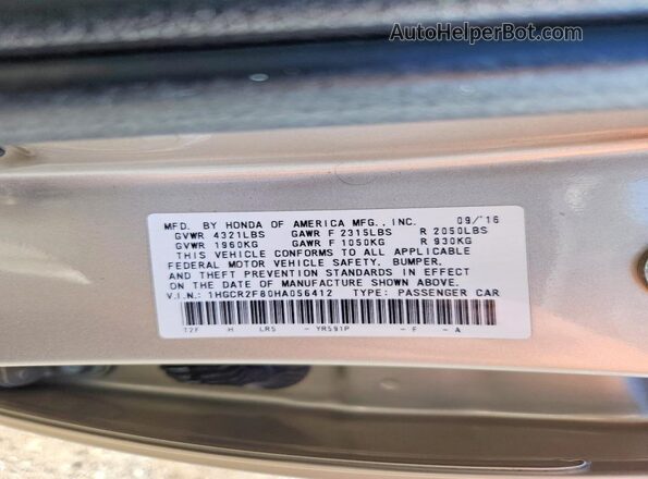 1HGCR2F80HA056412 2017 HONDA ACCORD Silver Widok komory silnika
