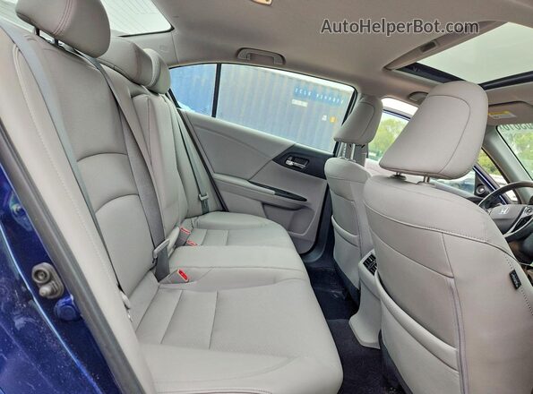 1HGCR2F80HA225019 2017 HONDA ACCORD Blue Vista de los asientos traseros