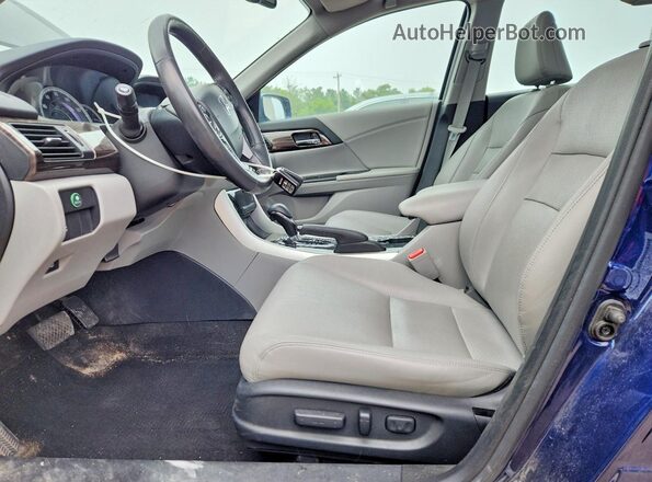 1HGCR2F80HA225019 2017 HONDA ACCORD Blue Vista interior delantera