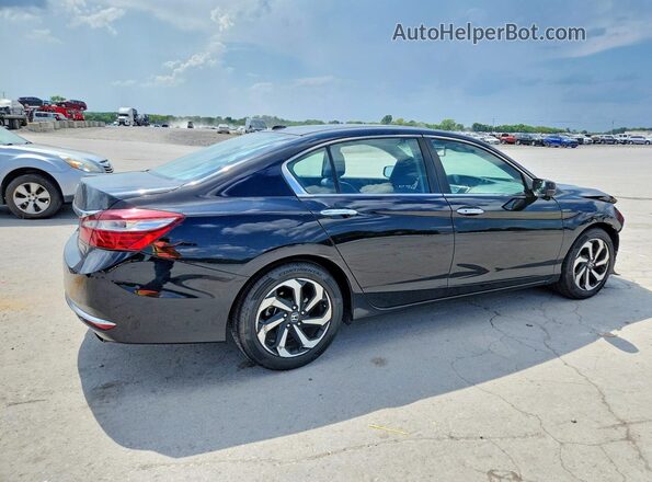 1HGCR2F81HA069945 2017 HONDA ACCORD Black Rear right