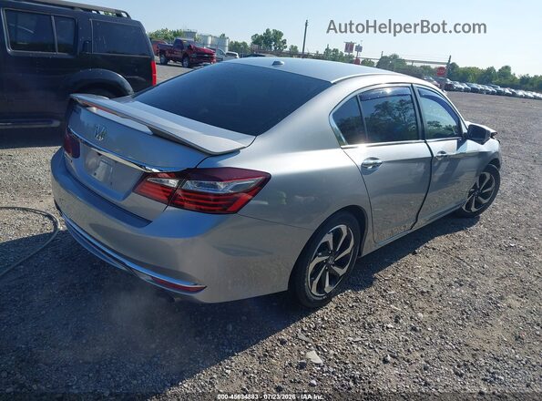 1HGCR2F82GA136650 2016 HONDA ACCORD Silver Tył prawy