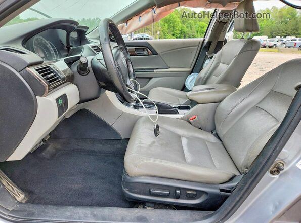 1HGCR2F82HA099374 2017 HONDA ACCORD Gray Front interior view