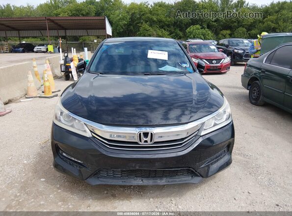 1HGCR2F83HA166144 2017 HONDA ACCORD Black Vista del cuadro de instrumentos