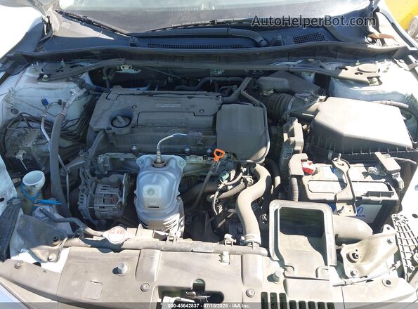 1HGCR2F86HA127015 2017 HONDA ACCORD White Вид ззаду