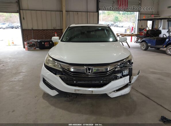 1HGCR2F89GA222957 2016 HONDA ACCORD Белый Вид щитка приборов