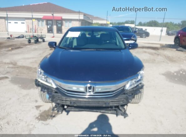 1HGCR2F89HA025580 2017 HONDA ACCORD Dark Blue Вид щитка приборов