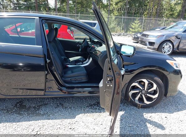 1HGCR2F89HA087657 2017 HONDA ACCORD Black Вид салону спереду
