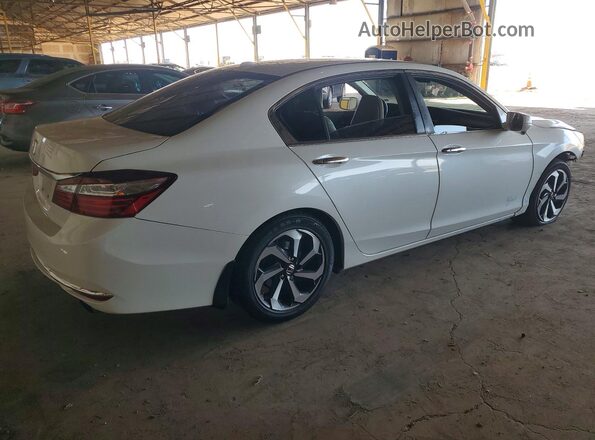 1HGCR2F97HA078741 2017 HONDA ACCORD White Tył prawy