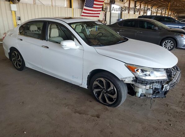 1HGCR2F97HA078741 2017 HONDA ACCORD White Przód prawy