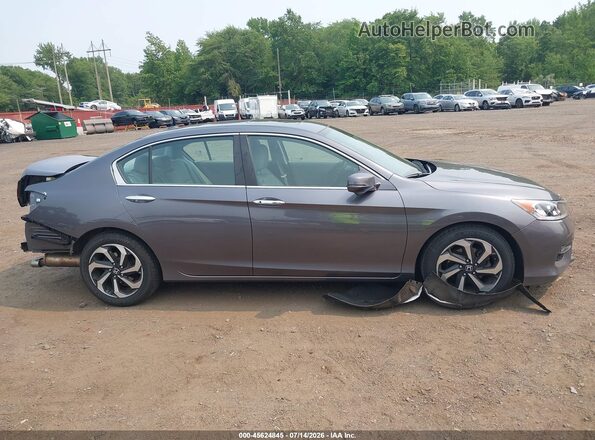 1HGCR2F9XHA023524 2017 HONDA ACCORD Gray Vista interior trasera