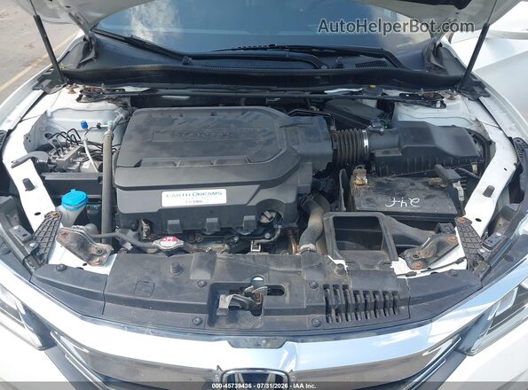 1HGCR3F02GA003547 2016 HONDA ACCORD White Вид ззаду