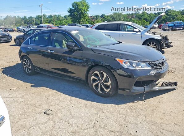 1HGCR3F02GA021918 2016 HONDA ACCORD Черный Передняя правая четверть
