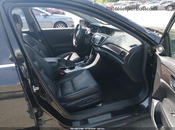1HGCR3F81HA016961 2017 HONDA ACCORD Черный Вид салона спереди