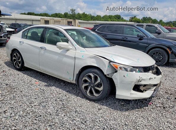 1HGCR3F82HA021831 2017 HONDA ACCORD White Front right