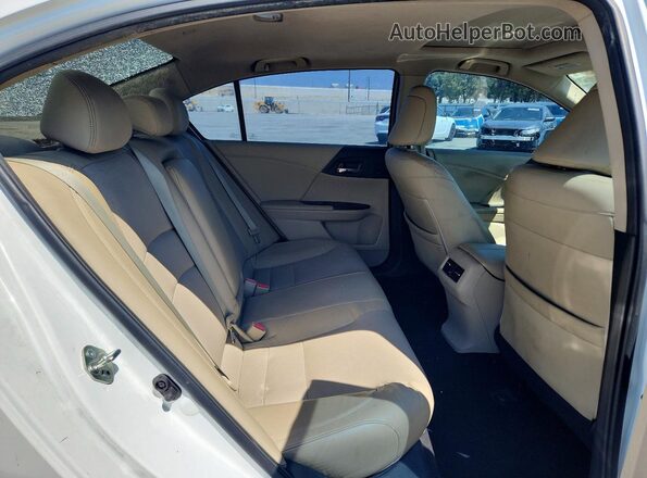 1HGCR3F84GA005239 2016 HONDA ACCORD White უკანა სავარძლების ხედი