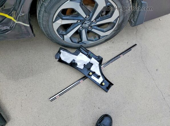 1HGCR3F84HA032488 2017 HONDA ACCORD Серый Вид подкапотного пространства