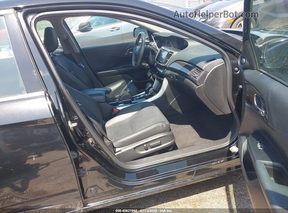 1HGCR3F85GA009588 2016 HONDA ACCORD Black Вид салону спереду