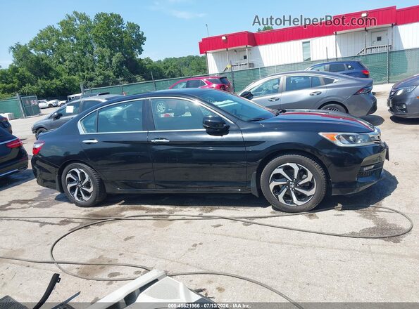1HGCR3F85GA009588 2016 HONDA ACCORD Black Вид задньої частини салону