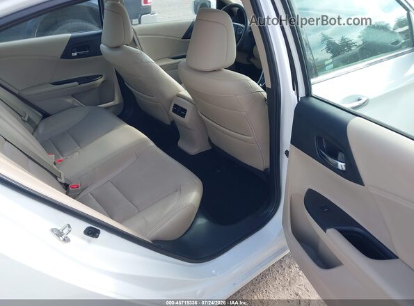 1HGCR3F88GA026787 2016 HONDA ACCORD White VIN კოდის სტიკერის ხედი